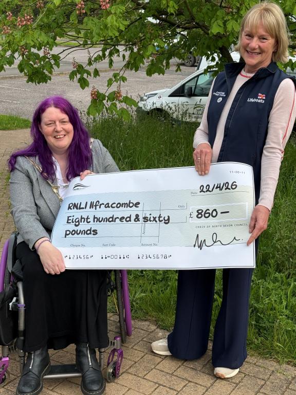 RNLI Cheque Presentation