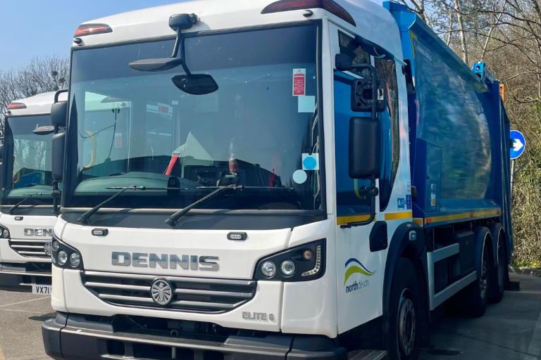 W&R bin lorry